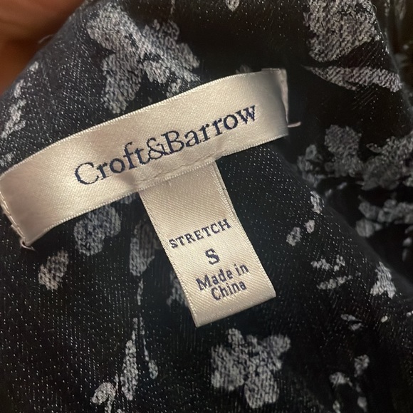 CROFT & BARROW STRETCH DENIM FLORAL JACKET - Picture 5 of 6